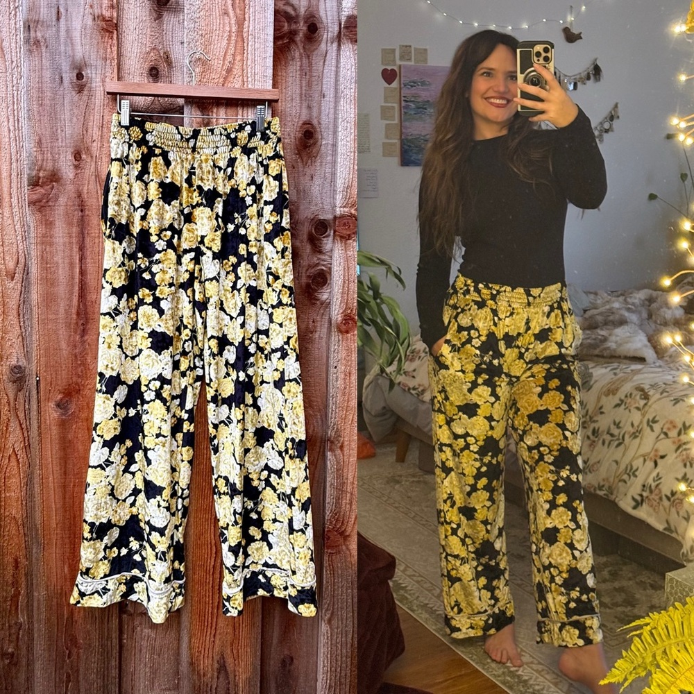 Golden Yellow Floral and Black Velvet Wide-Leg Pull-on Pants 🌿